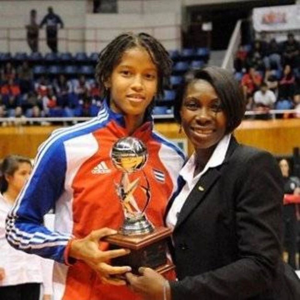 OjwmG, 古巴女排传 OjwmG, 古巴女排传