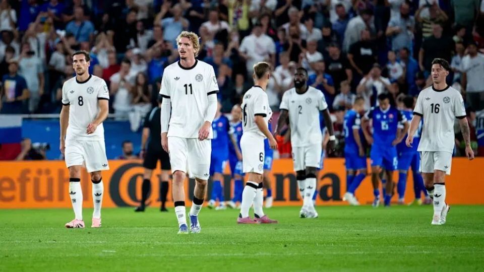 xOsCt, 德国媒体, 历史性的失 xOsCt, 德国媒体, 历史性的失