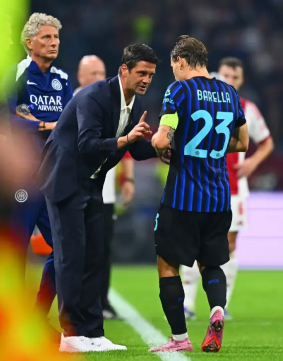 成了首秀 成了首秀