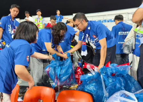 更是人心 更是人心