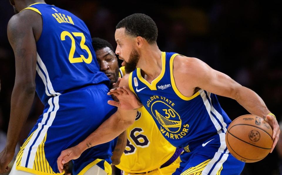 两个人在罚, 一起训练